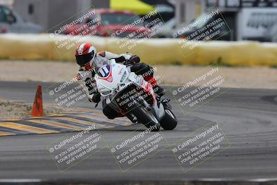 media/Jan-15-2023-SoCal Trackdays (Sun) [[c1237a034a]]/Turn 2 Set 1 (1145am)/